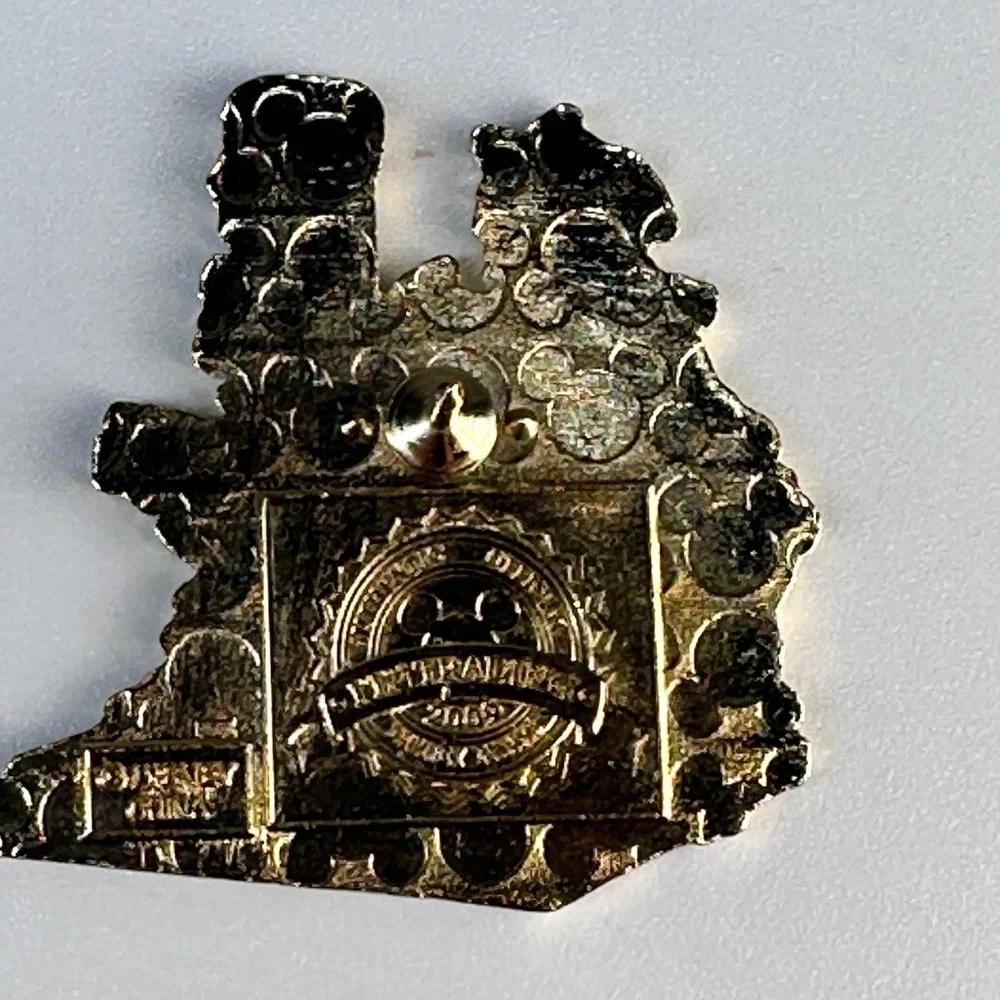 Goofy Donald Duck Pirates of the Caribbean Disney Pin Davy Jones Will Turner '09